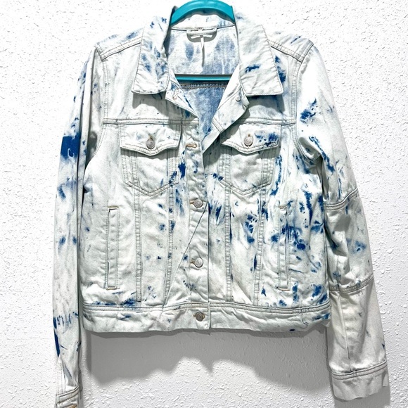 Free People acid Indigo and White Denim Jacket Large‎ - Picture 2 of 7